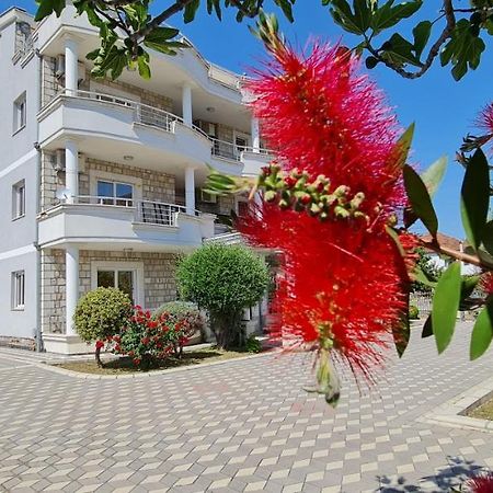 Meti Apartments Ulcinj Buitenkant foto