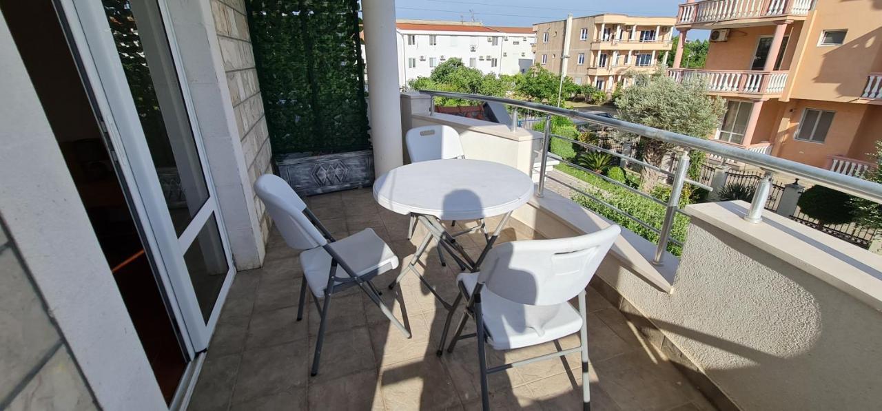 Meti Apartments Ulcinj Buitenkant foto